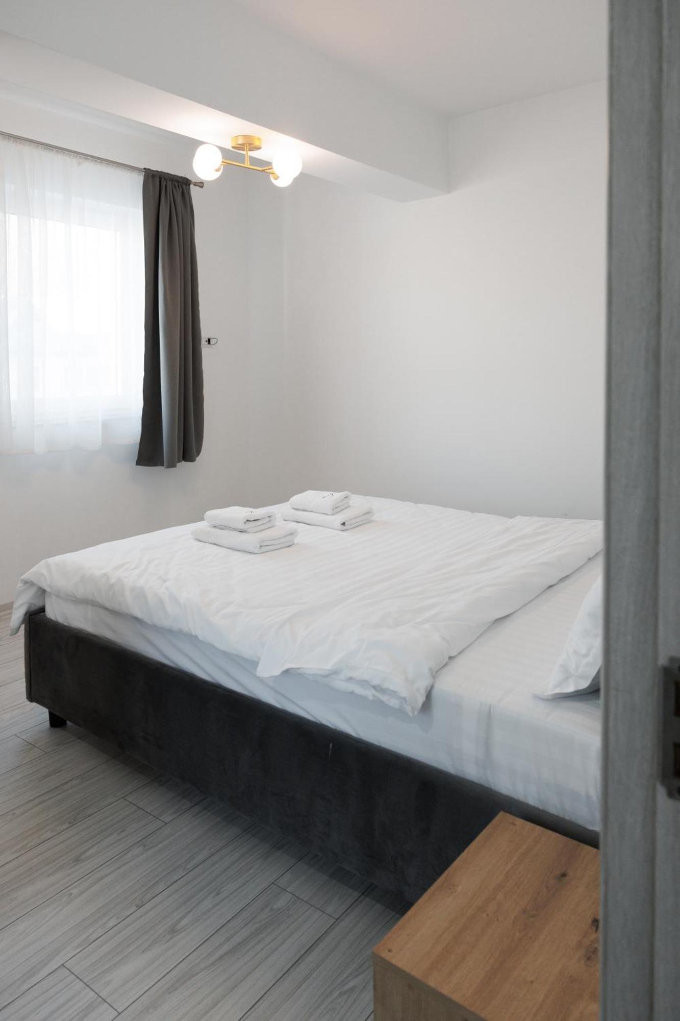 Exclusive Ultracentral Apartments And Studios #Enescu#Universitatii#סוסאבה מראה חיצוני תמונה