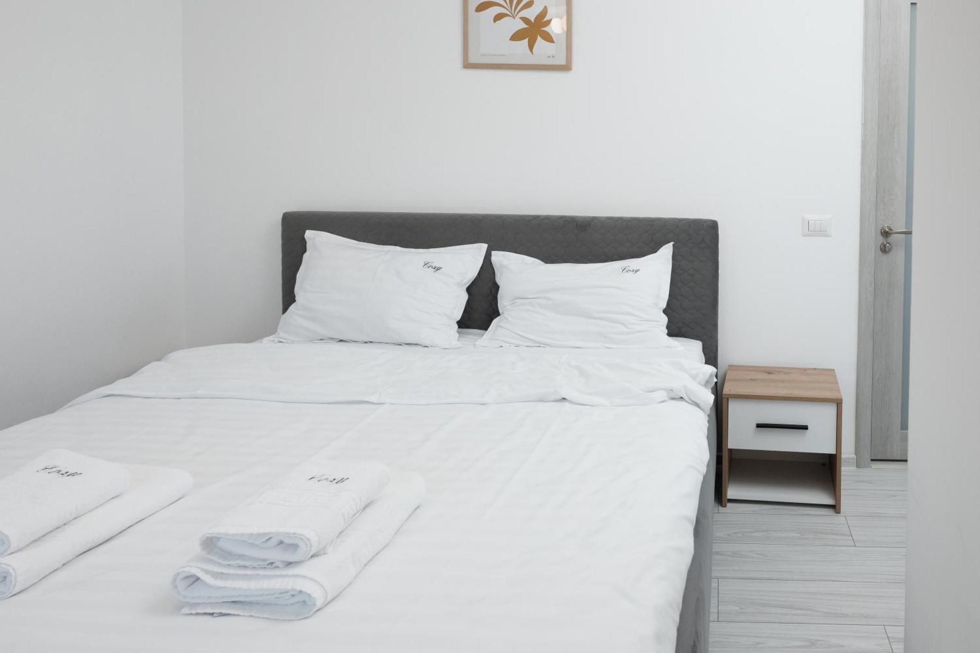 Exclusive Ultracentral Apartments And Studios #Enescu#Universitatii#סוסאבה מראה חיצוני תמונה