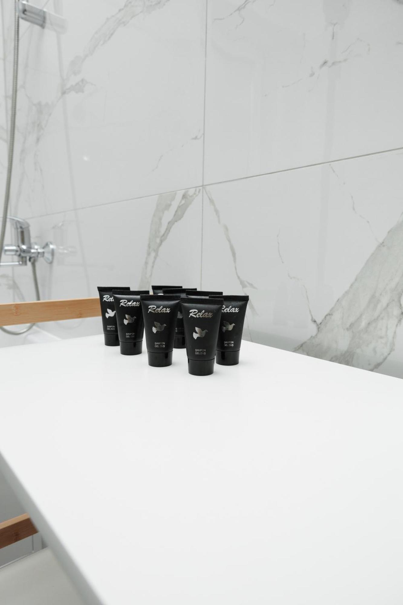 Exclusive Ultracentral Apartments And Studios #Enescu#Universitatii#סוסאבה מראה חיצוני תמונה