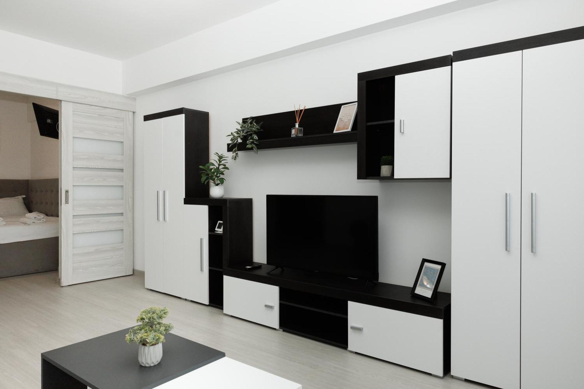 Exclusive Ultracentral Apartments And Studios #Enescu#Universitatii#סוסאבה מראה חיצוני תמונה