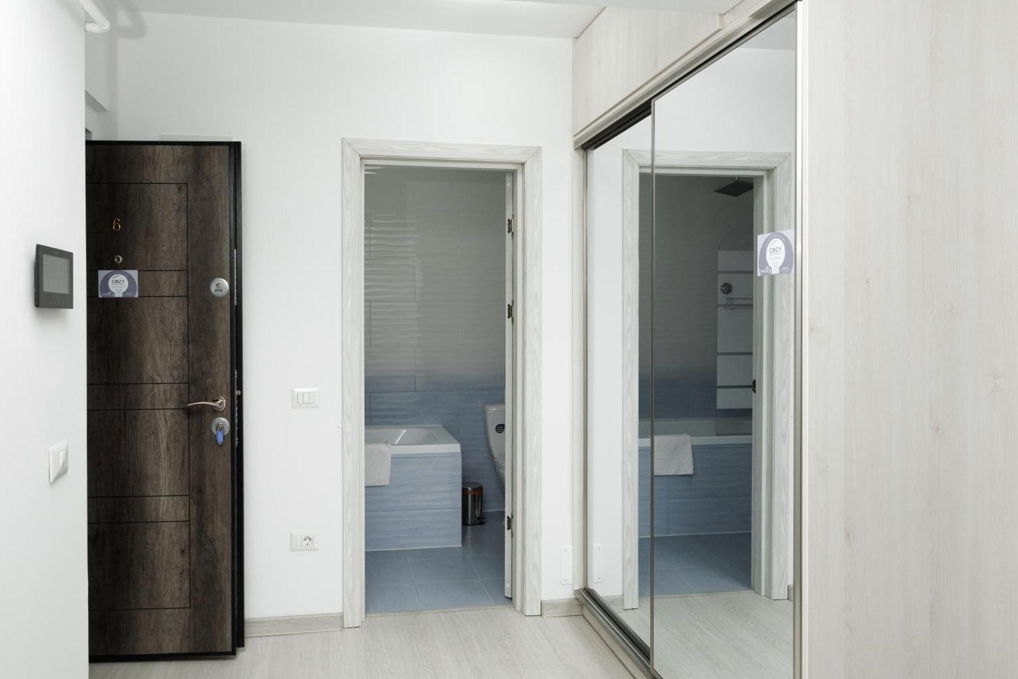 Exclusive Ultracentral Apartments And Studios #Enescu#Universitatii#סוסאבה מראה חיצוני תמונה