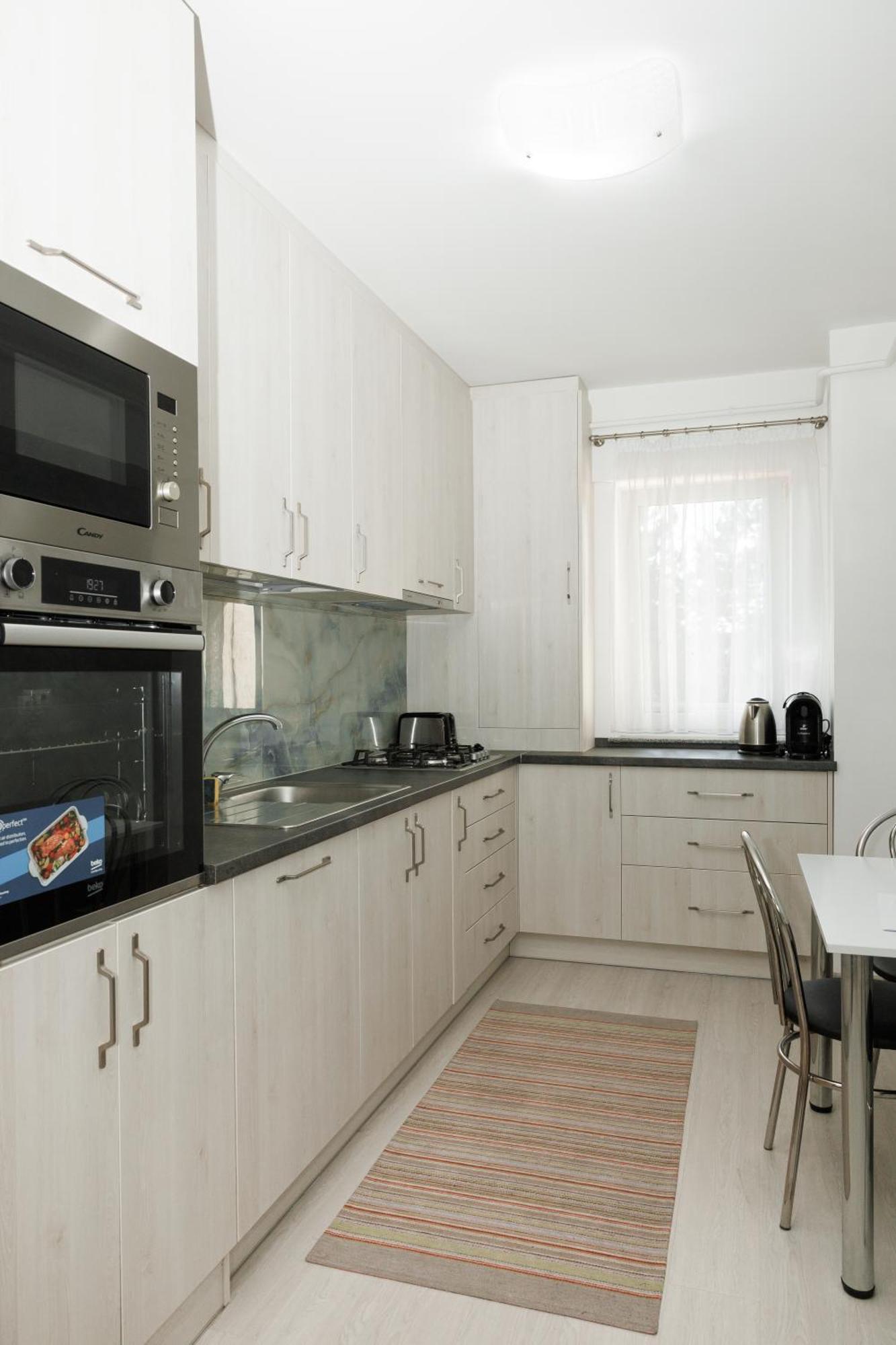 Exclusive Ultracentral Apartments And Studios #Enescu#Universitatii#סוסאבה מראה חיצוני תמונה